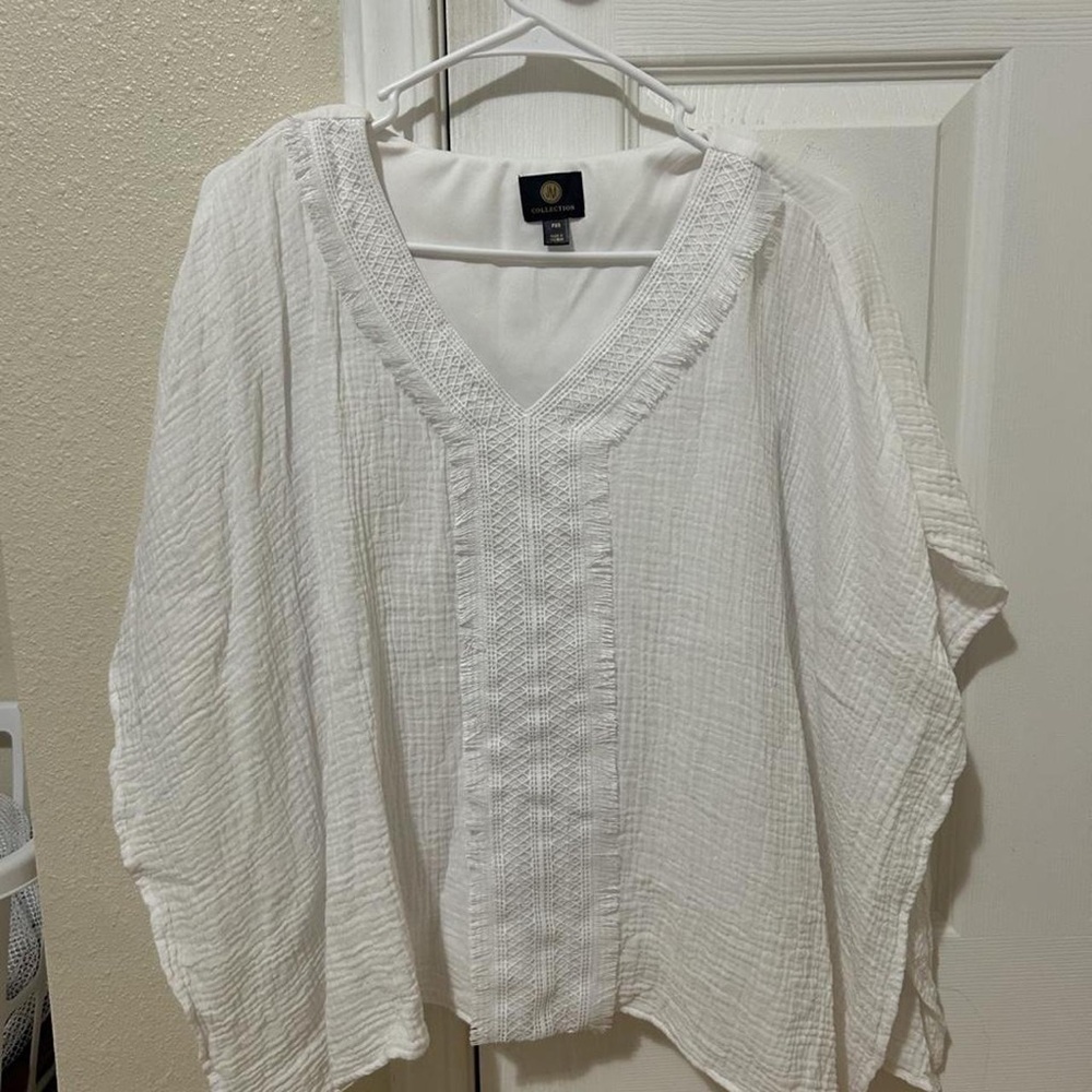 Coldwater Creek White Gauze V-Neck Tunic with Trim